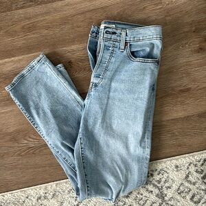 Levi’s Wedgie Straight Jean